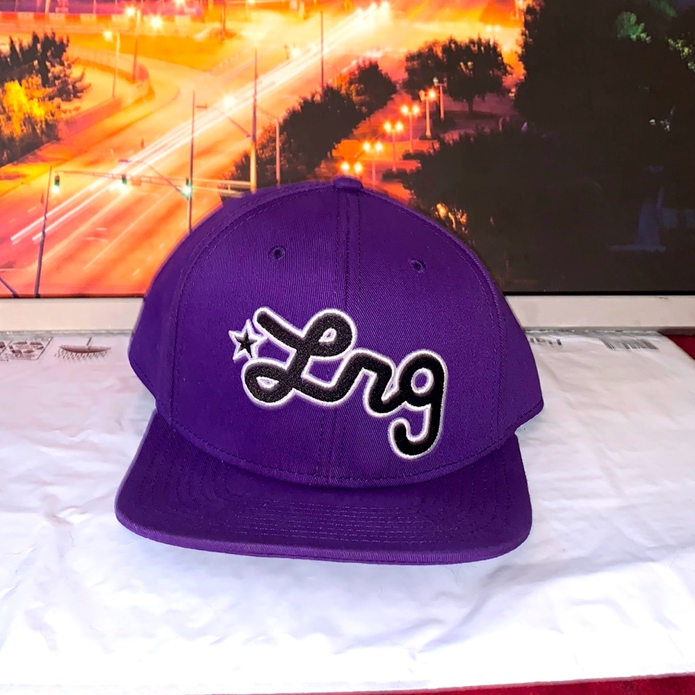 Classic LRG SnapBack Royal Purple OSFA won’t last long!!! 🔥